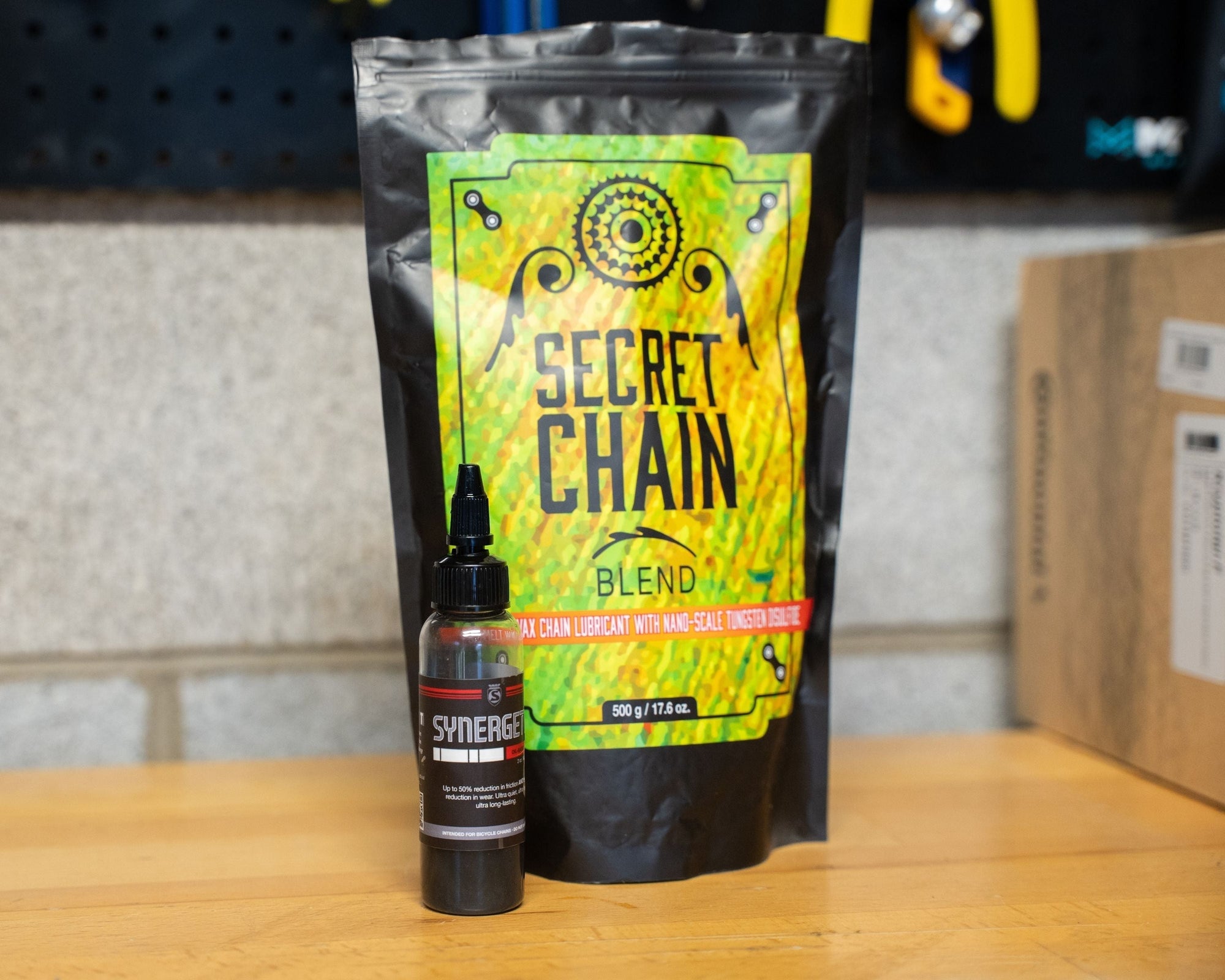 HOT WAX VS CHAIN LUBE BLOG | SILCA SECRET CHAIN HOT MELT