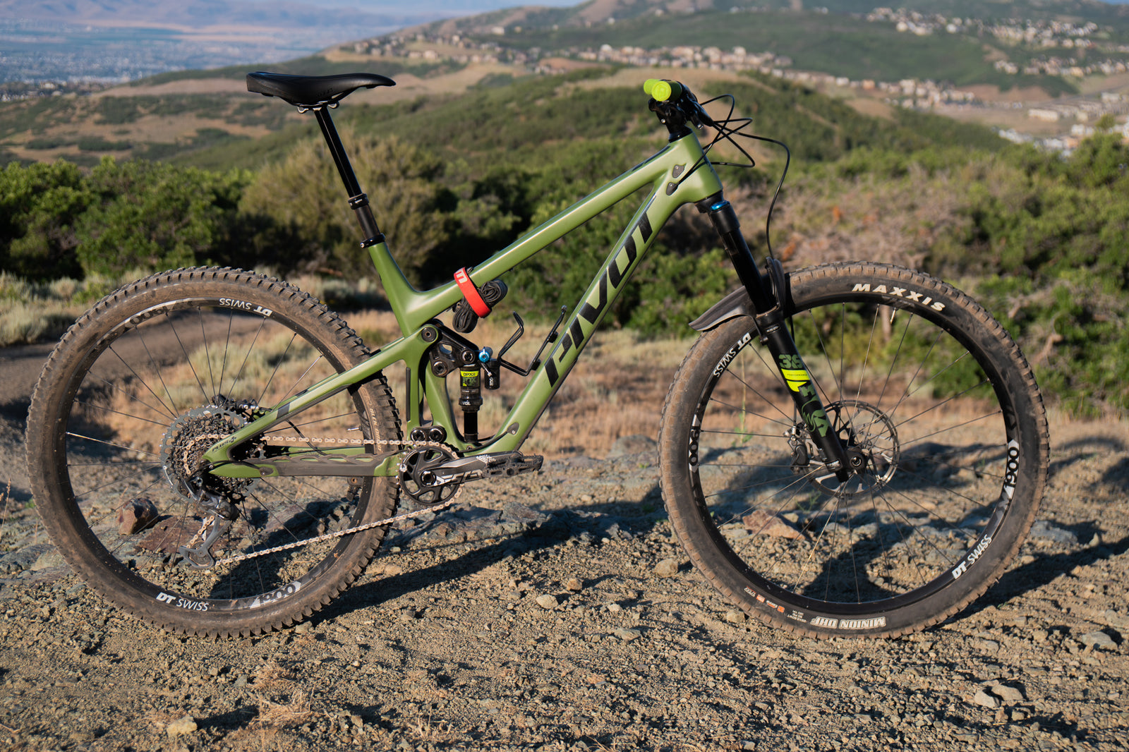 switchblade pivot,  pivot switchblade, new pivot switchblade, new pivot switchblade review,  pivot switchblade review,  