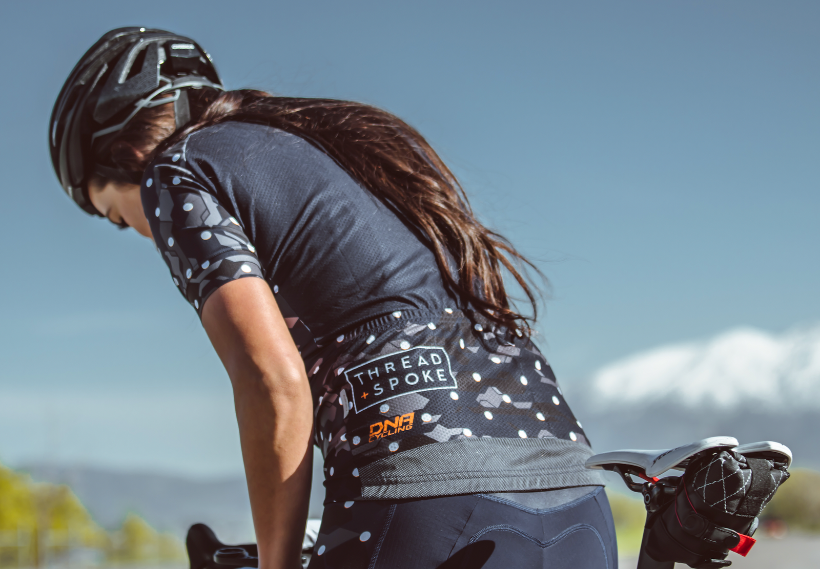cycling lifestyle brands, cycling kits, women and cycling, best bikes for women, womens cycling apparel, 